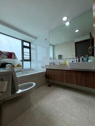 Waterfront Waves (D16), Condominium #437021831